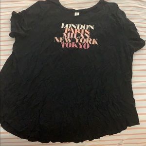Old Navy T-Shirt